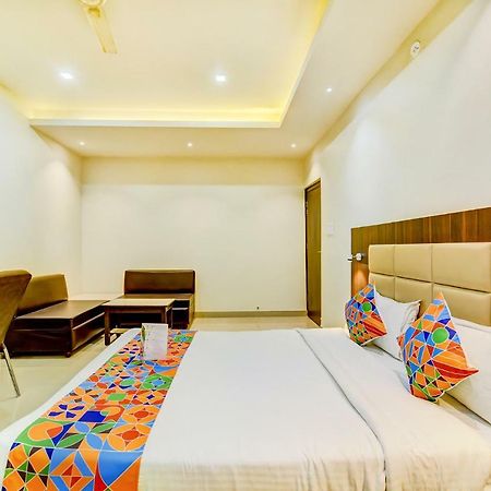 Fabhotel Solitaire Inn Kanpur Zewnętrze zdjęcie