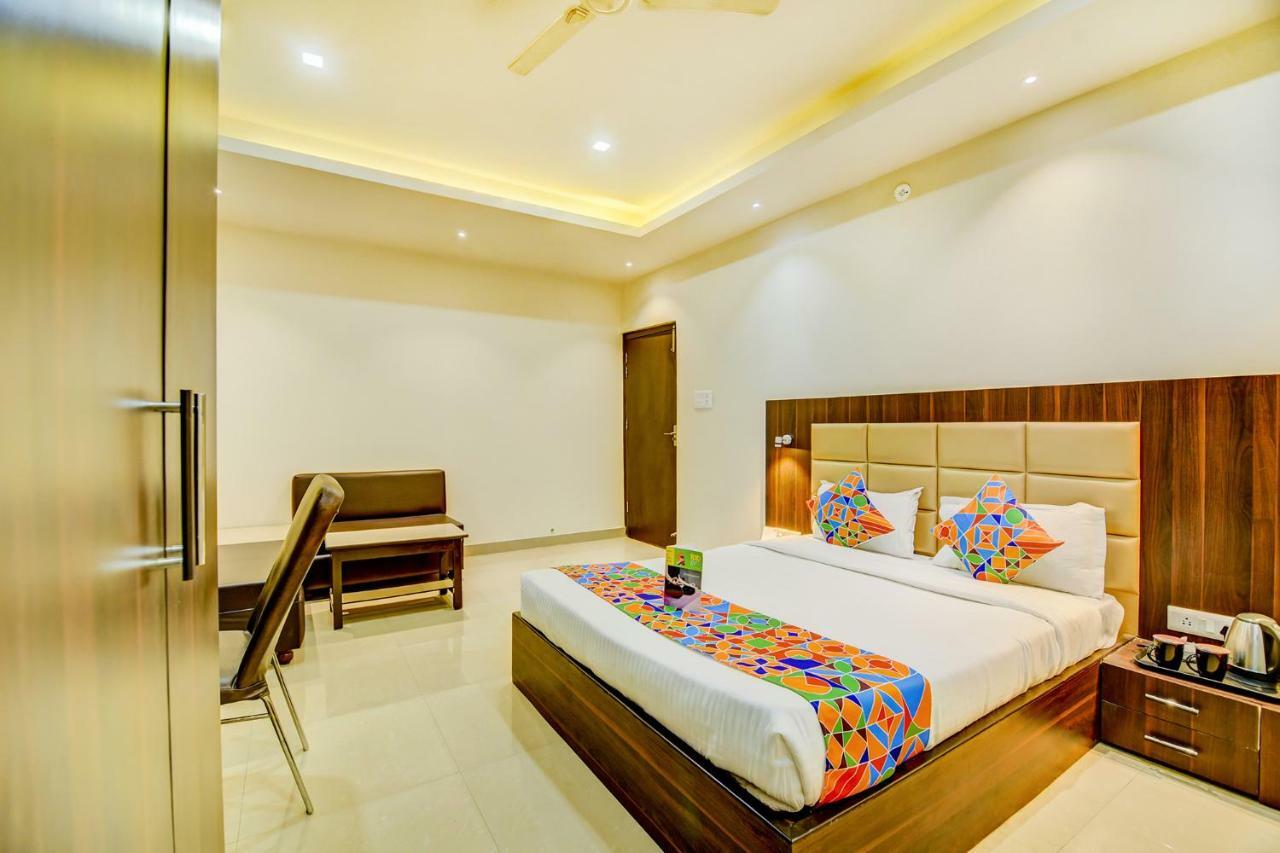 Fabhotel Solitaire Inn Kanpur Zewnętrze zdjęcie