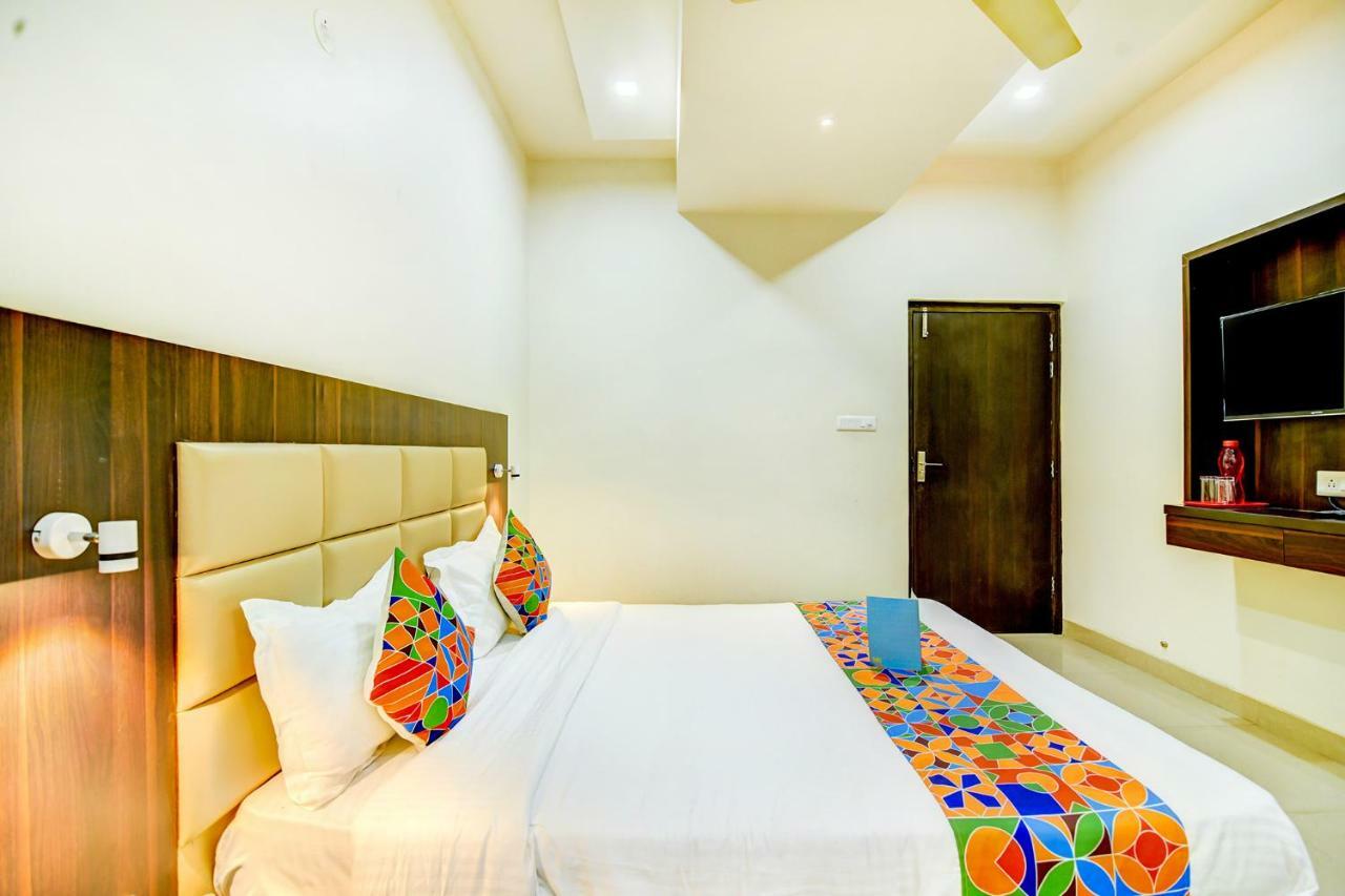 Fabhotel Solitaire Inn Kanpur Zewnętrze zdjęcie